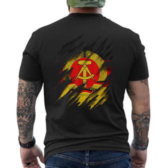 Ossi Fan Kleidung Retro Ostdeutschland Flagge Ddr T-Shirt mit Rückendruck - Geschenkecke