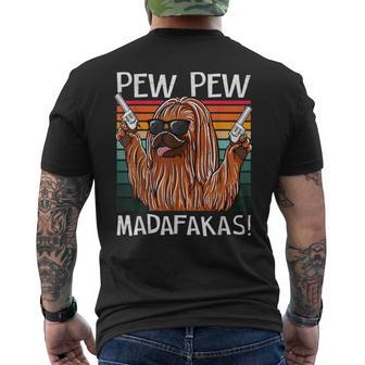 Pekingese Pew Pew Dogintage Retroonnenuntergang Hunde Waffen Nerd T-Shirt mit Rückendruck - Seseable