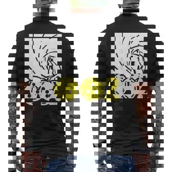 Pickleball 002 スパイパロディ 面白いピックルボールパドルプレーヤー メンズTシャツ バックプリント - Kawaiitshirt