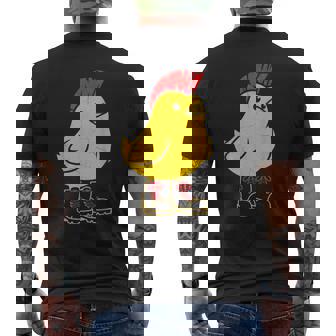 Poussin Punk Rock Avec Mohawk Et Bottes T-shirt imprimé au dos - Cadeauxyz