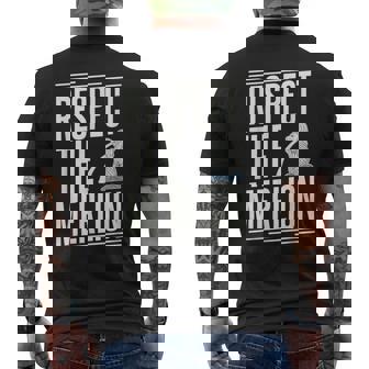 Respect The Merlion Men's Back Print T-Shirt | Mazezy