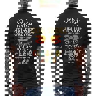 Retired Social Studies Teacher Class Of 2026 Retirement Tank Top Men's Back Print T-Shirt | Mazezy