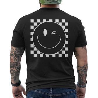 Vintage Kariertes Happy Face Cute Winkingmile Face T-Shirt mit Rückendruck - Geschenkecke