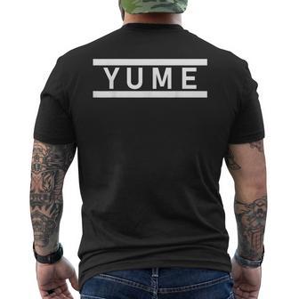「Yume」ヘボン式「ゆめ」「ユメ」下の名前 ローマ字 名入れ 名乗り ラテン文字 綴り メンズTシャツ バックプリント - Kawaiitshirt