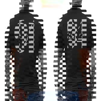 こんにちは94歳の誕生日のお祝い。 メンズTシャツ バックプリント - Kawaiitshirt