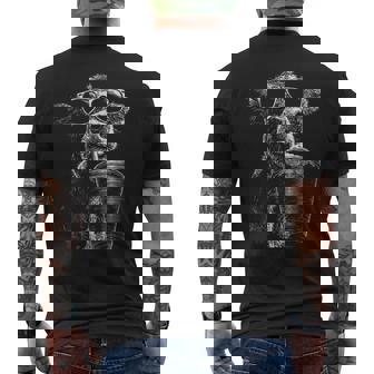 クール 牛 飲む アイスコーヒー 面白い 動物 ミーム Y2k グランジ メンズTシャツ バックプリント - Kawaiitshirt