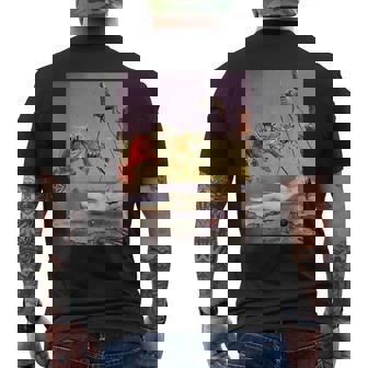 ダリの蜂の飛びによって生じる夢 メンズTシャツ バックプリント - Kawaiitshirt