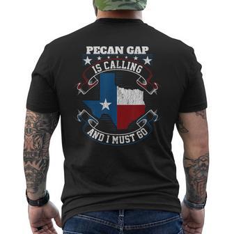 テキサスのピーカンギャップが電話していて、私は行かなければなりません メンズTシャツ バックプリント - Kawaiitshirt