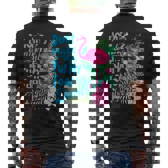 ピンクのフラミンゴ メンズTシャツ バックプリント - Kawaiitshirt