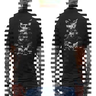ポーカーで遊ぶ豚 面白い ブラック グラフィック メンズTシャツ バックプリント - Kawaiitshirt