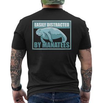 マナティーに気を取られる かわいいマナティー 面白い 海の動物 メンズTシャツ バックプリント - Kawaiitshirt