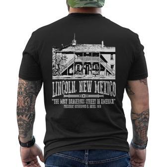 リンカーンニューメキシコ旧裁判所ビリー・ザ・キッド・エスケープス メンズTシャツ バックプリント - Kawaiitshirt