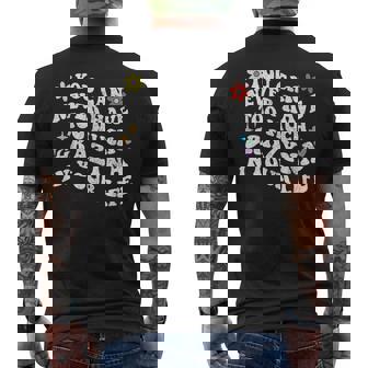 レトログルーヴィーなあなたは、決してあまりにも多くのgrazynaを持つことはできません メンズTシャツ バックプリント - Kawaiitshirt