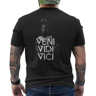 ローマ兵士 ヘルメット ガレア・ヴェニ・ヴィディ・ヴィチ 古代ローマ メンズTシャツ バックプリント - Kawaiitshirt