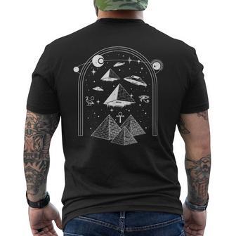 宇宙人 陰謀論 I Ufo I 古代エジプトのピラミッド メンズTシャツ バックプリント - Kawaiitshirt