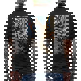 猫が魚市場を盗む冒険ファニーアートミーム メンズTシャツ バックプリント - Kawaiitshirt