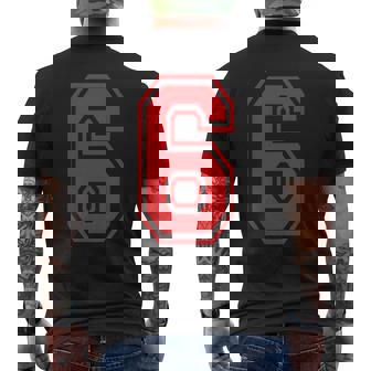 赤の6番スポーツスタイル。 メンズTシャツ バックプリント - Kawaiitshirt