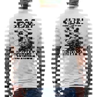 Raccoon Become Ungovernable ビンテージ グラフィック パンダ ミーム メンズTシャツ バックプリント - Kawaiitshirt