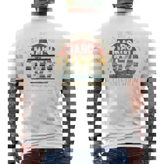 On Back 3月の誕生日 Est 1975年限定版 51St メンズTシャツ バックプリント - Kawaiitshirt