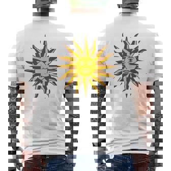 ウルグアイ ヘリテージ ヴィンテージ ウルグアイ人 5月の息子 メンズTシャツ バックプリント - Kawaiitshirt