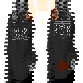 Est 2025 New Mom First-Time Promoted To Mom Women Sweatshirt - Thegiftio