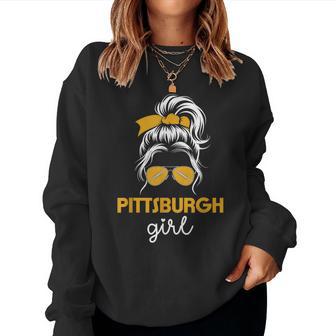 Pittsburgh Girl Messy Bun Love Pittsburgh Pennsylvania Women Sweatshirt - Thegiftio