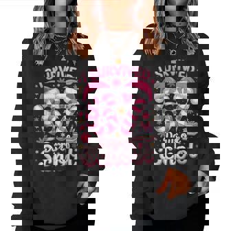 I Survived 67 Days Of School Teachers Students Girls Women Sweatshirt | Seseable FR