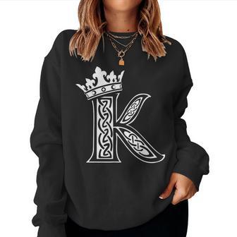 アルファベットtシャツ イニシャル文字 K & King Queen 王冠 レディーススウェットシャツ - Kawaiitshirt