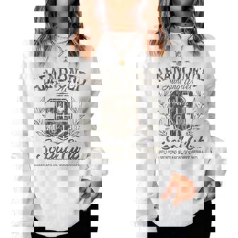 Abandoned Hunting Wife Social Club Camo Hunter Mama Women Women Sweatshirt | Seseable FR