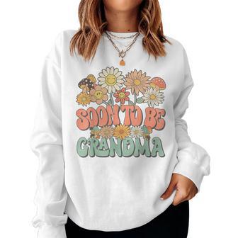 Soon To Be Grandma Expecting Baby Daisy Groovy Wildflower レディーススウェットシャツ - Kawaiitshirt
