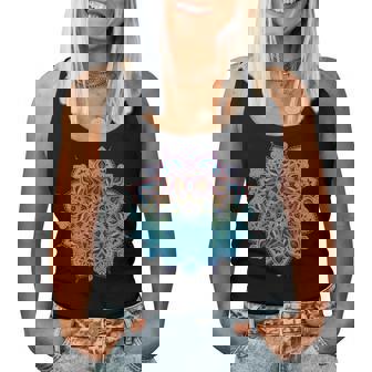 Mandala Yoga Colori Arcobaleno Istruttoretudente Canotta da donna - Novitaregali