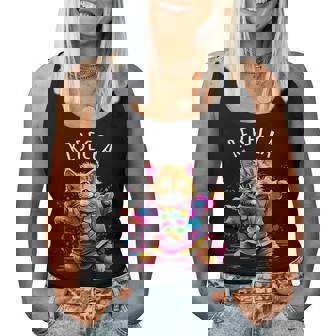 レベッカ 踊る子猫デザイン 女の子 名前 レベッカ レディースタンクトップ - Kawaiitshirt