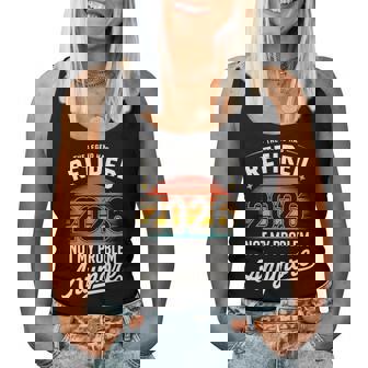 退職 2026年 面白い 退職 グラフィック 女性 男性 退職 長袖tシャツ レディースタンクトップ - Kawaiitshirt