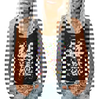 面白い44歳 若い44歳の誕生日おめでとうシャツ 男性用 女性用 レディースタンクトップ - Kawaiitshirt