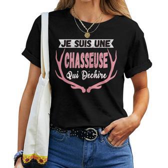 Fun Chasseuse Qui Déchire La Chasse Chasseur Maman Mère Mamy T-shirt femme - Cadeauxyz
