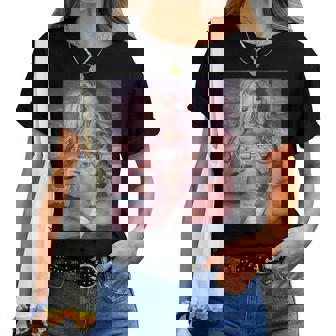 Hot Girl On ピストルを持つ少女 レディースTシャツ - Kawaiitshirt