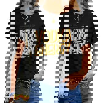 Lustiges I'mtrong Thirsty And Full Ofodka Energy Malle T-shirt Frauen - Geschenkecke