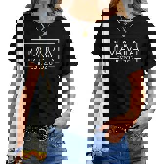 Mama 2026 Futura Mamá 2026 Mama Est 2026 Camiseta de mujer - Regaloses