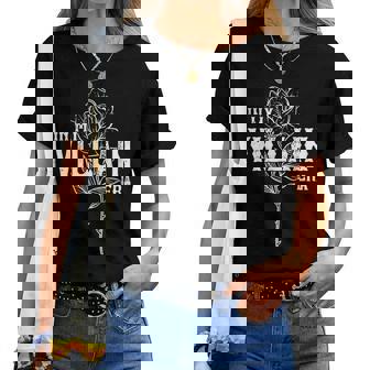 In Myillain Era Lettore Di Libri Fantasy Romance Empowerment Maglietta da donna - Novitaregali