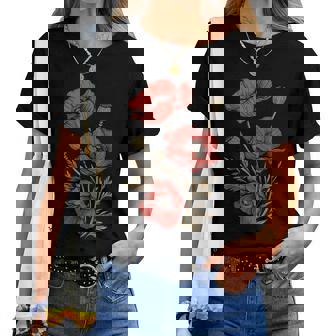 Poppy Botanical Vintage Poppies Floral Women T-shirt | Mazezy