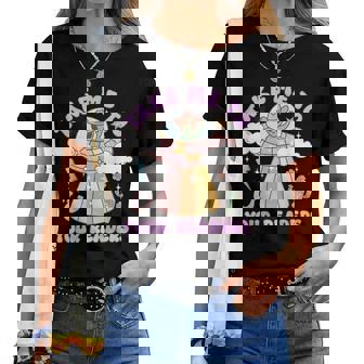 Take Me To Your Readers Alien Teacher Halloween Literacy Women T-shirt - Thegiftio