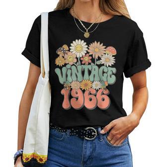 Retro Groovy Vintage 1966 Floral Hippie Daisy 60Th Birthday Women T-shirt | Mazezy