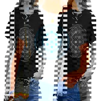 カバラの木と生命の神聖な幾何学の花 レディースTシャツ - Kawaiitshirt