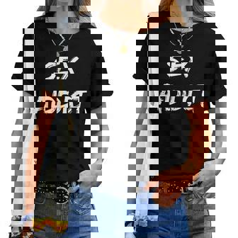 変態セックス依存症 ノベルティギフト ホットな妻 セクシー 女性 男性 レディースTシャツ - Kawaiitshirt