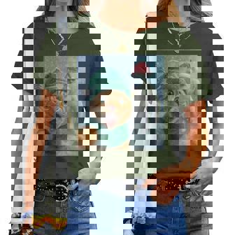 Cat Santa Hat Yeti Christmas Snow Meme Cool Selfie Women T-shirt | Mazezy