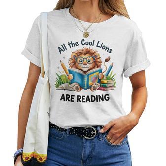 All The Cool Lions Are Reading Lion Teacher Women T-shirt - Thegiftio UK