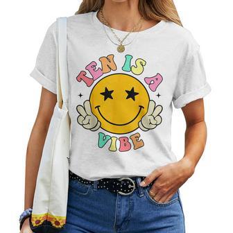 Groovy Ten Is Aibe 10 Años 10 Cumpleaños Camiseta de mujer - Regaloses