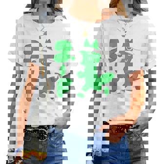 『グリッドマン ユニバース』ツツジ台高校 球技大会クラスｔシャツ「2年f組」（内海・六花・なみこ） レディースTシャツ - Kawaiitshirt