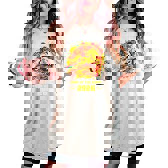 Année Du Cheval 2026 Nouvel An Lunaire Nouvel An Chinois T-shirt oversize confortable pour femme - Cadeauxyz