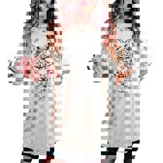 ウルフ フローラル ヴィンテージ 花 オオカミの顔 オオカミの恋人 レディースオーバーサイズコンフォートTシャツ - Kawaiitshirt